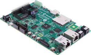 Microchip 扩展连接、存储和计算产品组合